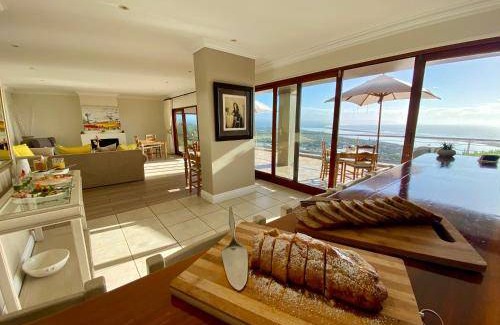 Plettenberg Bay Bed & Breakfast | 55 m² Bed and breakfast ∙ 3 guests