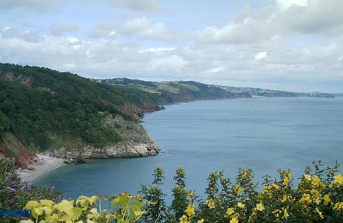 Paignton Apartment | 57 Esplanade court