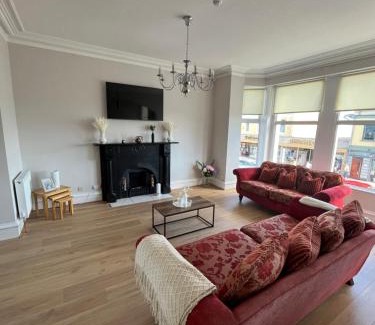 Newcastle Apartment | 57 Main Street Newcastle Luxury Central Apartment