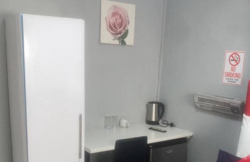 Parow Apartment | 57 On Wynne- FAMILY UNIT 2