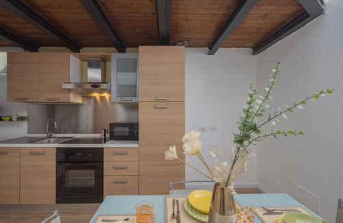 Central Station Apartment | 58 Boscovich Street