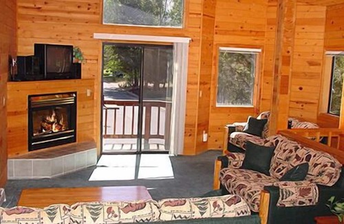 Tahoe Keys Condo | 587 Danube Drive in South Lake Tahoe