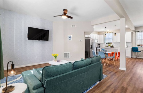 Mount Washington House | 5BDRM Escape in Mt. Washington