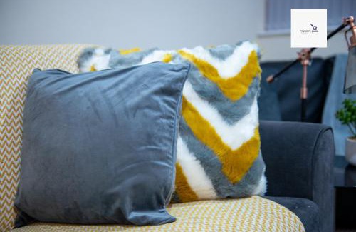 Brierley Hill Apartment | 5Blythe House Apartments Brierley Hill