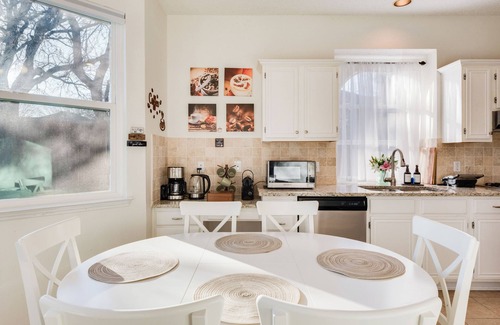 North Richland Hills House | 5BR Oasis w/Hot Tub, Pool, Gym, Movie Theater & Game Room