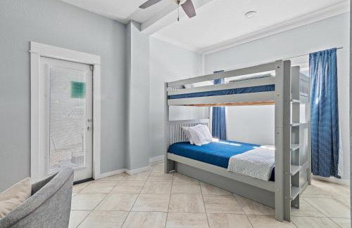 Emerald Waters Village House | 5BR One Block to Beach- Hot Tub- Pool- Golf Cart- Pets