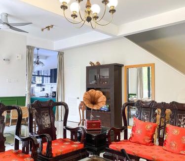 Sekudai House | 5BR5B in Skudai, 15mins to UTM&Sutera, 7-16pax, WiFi