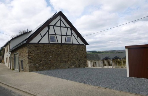 Bermel Apartment | 6-bed holiday house volcano - Ferienhaus Vulkan Hochbermel