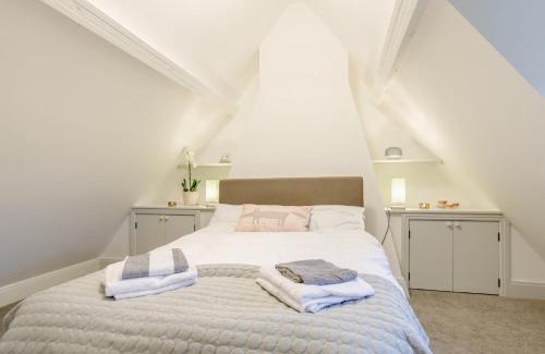 Milborne Saint Andrew House | 6 Bed in Blandford Forum 80549