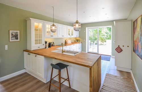 Anholt House | 6 bedroom beautiful home in Anholt