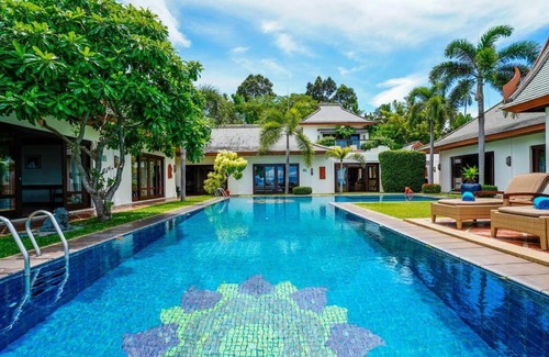 Mae Nam House | 6 Bedroom Luxury Villa in Resort (M6)