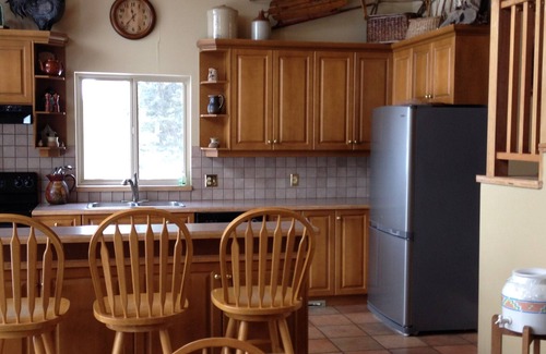 Bridge Lake House | 6 Bedroom Waterfront Home on Bridge Lake