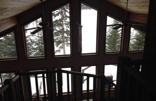 Bridge Lake House | 6 Bedroom Waterfront Home on Bridge Lake