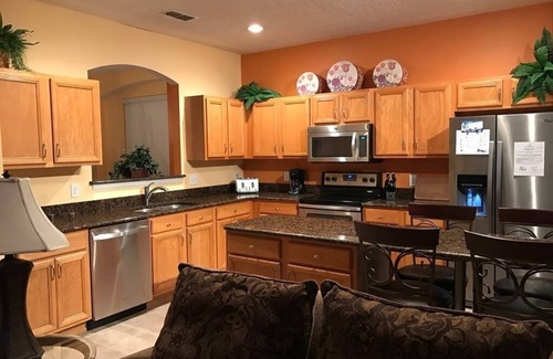 Solana House | 6 Bedrooms! Solana! 1st floor King Suite! 2nd floor Queen suite! Private pool.