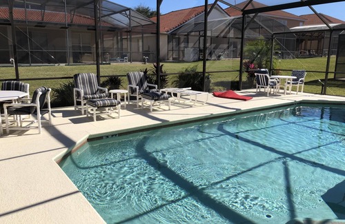 Solana House | 6 Bedrooms! Solana! 1st floor King Suite! 2nd floor Queen suite! Private pool.