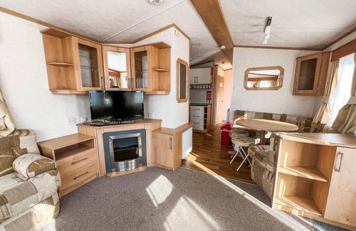 Hunstanton House | 6 berth dog friendly caravan in Hunstanton in Norfolk ref 13014L