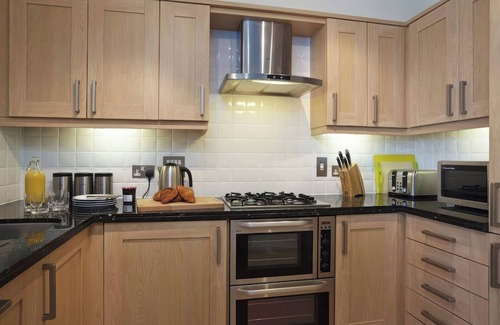 Salcombe Cottage | 6 COMBEHAVEN, family friendly in Salcombe