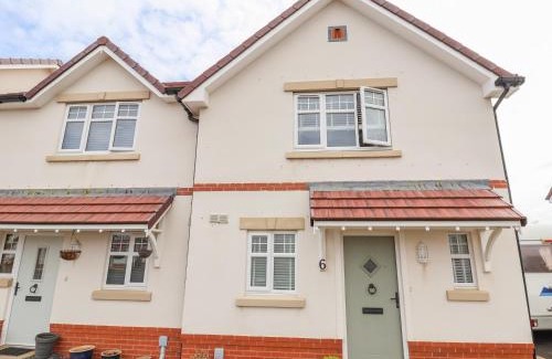 Prestatyn House | 6 Cwrt Griffiths