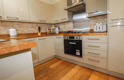 Looe Cottage | 6 HEDGEROWS, pet friendly, luxury holiday cottage in Lanreath