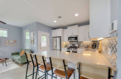 St. John - Coronado Hills House | 6 Mi to Dtwn: Austin Escape w/Private Yard