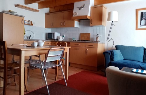 Plounevez-Lochrist House | 6 min. drive from 'L'ESCAPADE' beaches Côte des Sables Enclosed garden 2 pl. park