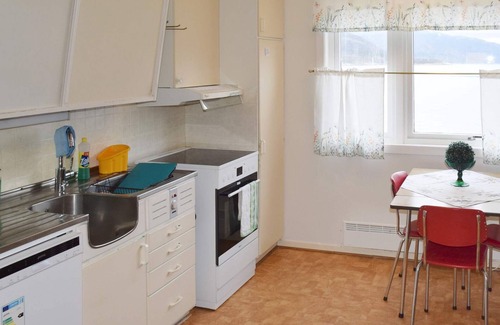 Gildeskal House | 6 person holiday home in Sandhornøy