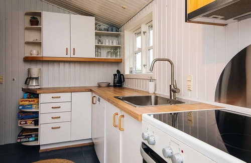 Bønnerup Strand House | 6 person holiday home in Glesborg