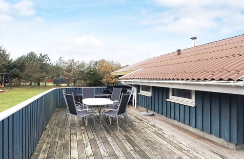 Grønhøj House | 6 person holiday home in Løkken