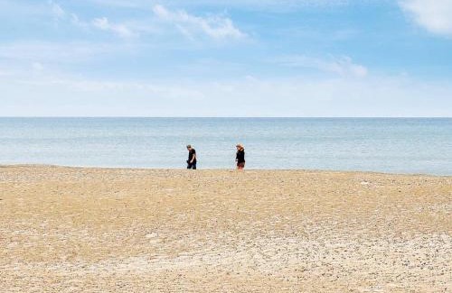 Brovst Apartment | 6 person holiday home in Brovst-By Traum