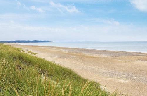 Brovst Apartment | 6 person holiday home in Brovst-By Traum