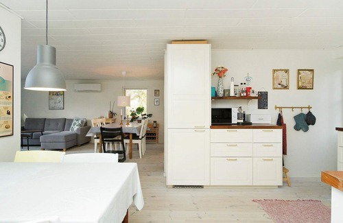 Hojby House | 6 person holiday home in Højby