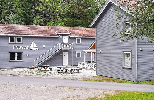Lyngdal Apartment | 6 person holiday home in lyngdal