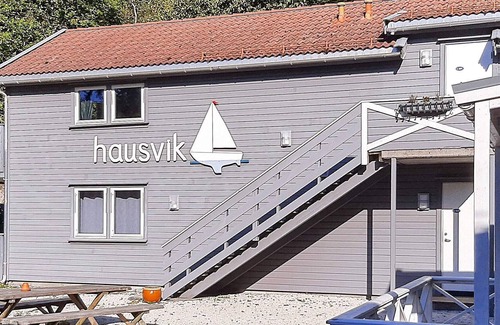 Lyngdal Apartment | 6 person holiday home in lyngdal