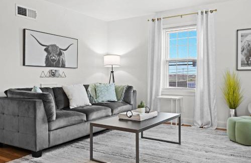 Audubon Apartment | 6 Spacious Units Close to Downtown & Expo Center