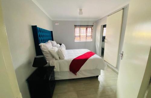 Bezuidenhout Valley Apartment | 6 the Curve Unit 3