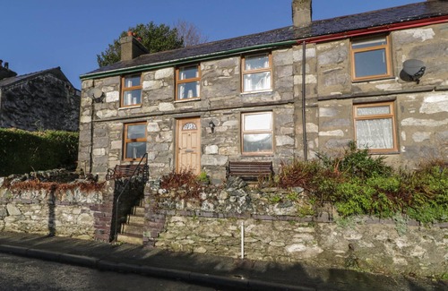Caernarfon Cottage | 60 Hyfrydle Road