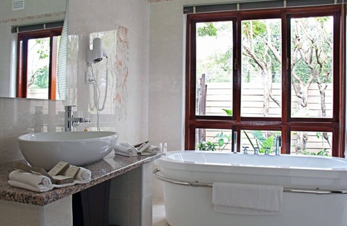 Harare East Cabin | 60 Knightsbridge Road