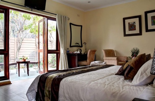 Harare East Cabin | 60 Knightsbridge Road