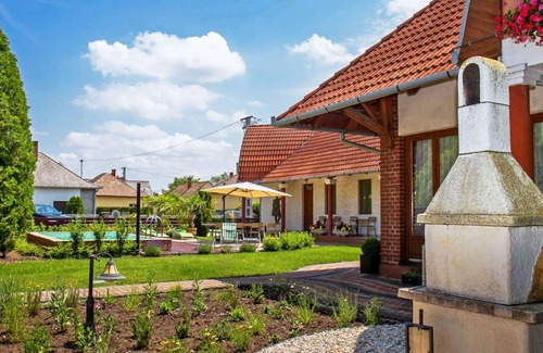 Balatonmariafurdo Apartment | 60 m² Apartment ∙ 1 bedroom ∙ 4 guests