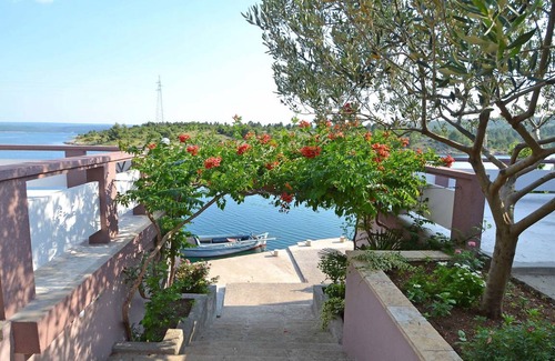 Obrovac Apartment | 60 m² Apartment ∙ 2 bedrooms ∙ 6 guests