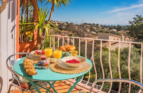 Vence Apartment | 60 m2 haven of peace sea overview