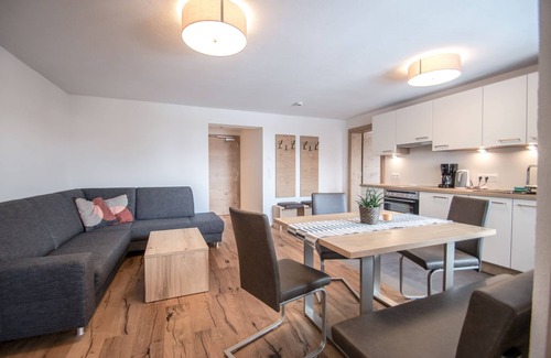 Bichlbach Apartment | 60 m² modern vacation apartment with balcony, free bathing lake, 100 m to the ski area