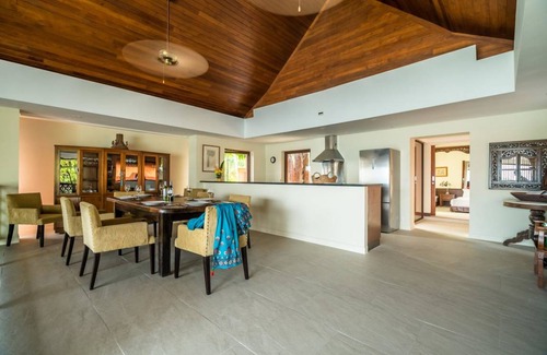 Wichit Villa | 600 m² Villa ∙ 4 bedrooms ∙ 8 guests
