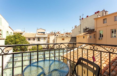 Antibes Old Town Apartment | 61 Place Nationale