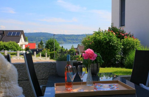 Bodman-Ludwigshafen Apartment | 62 m² Apartment ∙ 2 bedrooms ∙ 4 guests