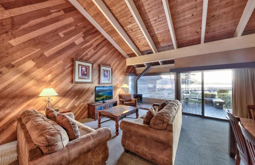 South Lake Tahoe House | 621 Lakeview