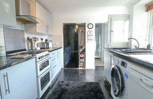 Holyhead Cottage | 63 KINGSLAND ROAD, family friendly, with a garden in Holyhead