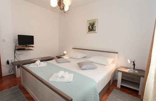Pag Apartment | 63 m² Apartment ∙ 2 bedrooms ∙ 4 guests