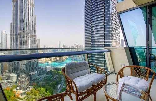 Downtown Dubai Apartment | 63rd Fl Luxury 3BR - Burj Khalifa & Fountain View