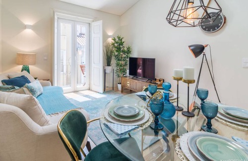 Lisbon Old Town Apartment | 65 m² Apartment ∙ 2 bedrooms ∙ 4 guests